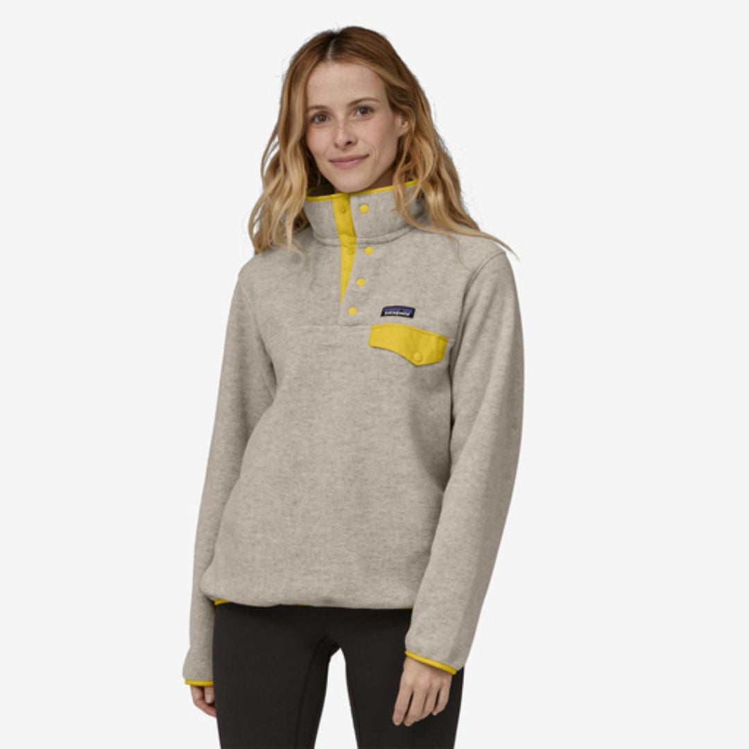 Patagonia Women's Lightweight Synchilla Snap-T Fleece Oatmeal