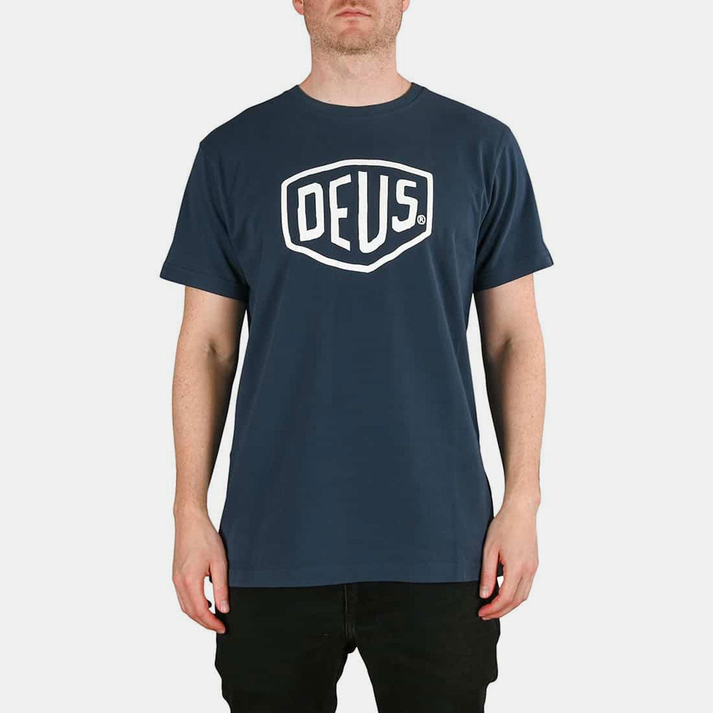Deus T-Shirt Shield Navy – Brands Democracy