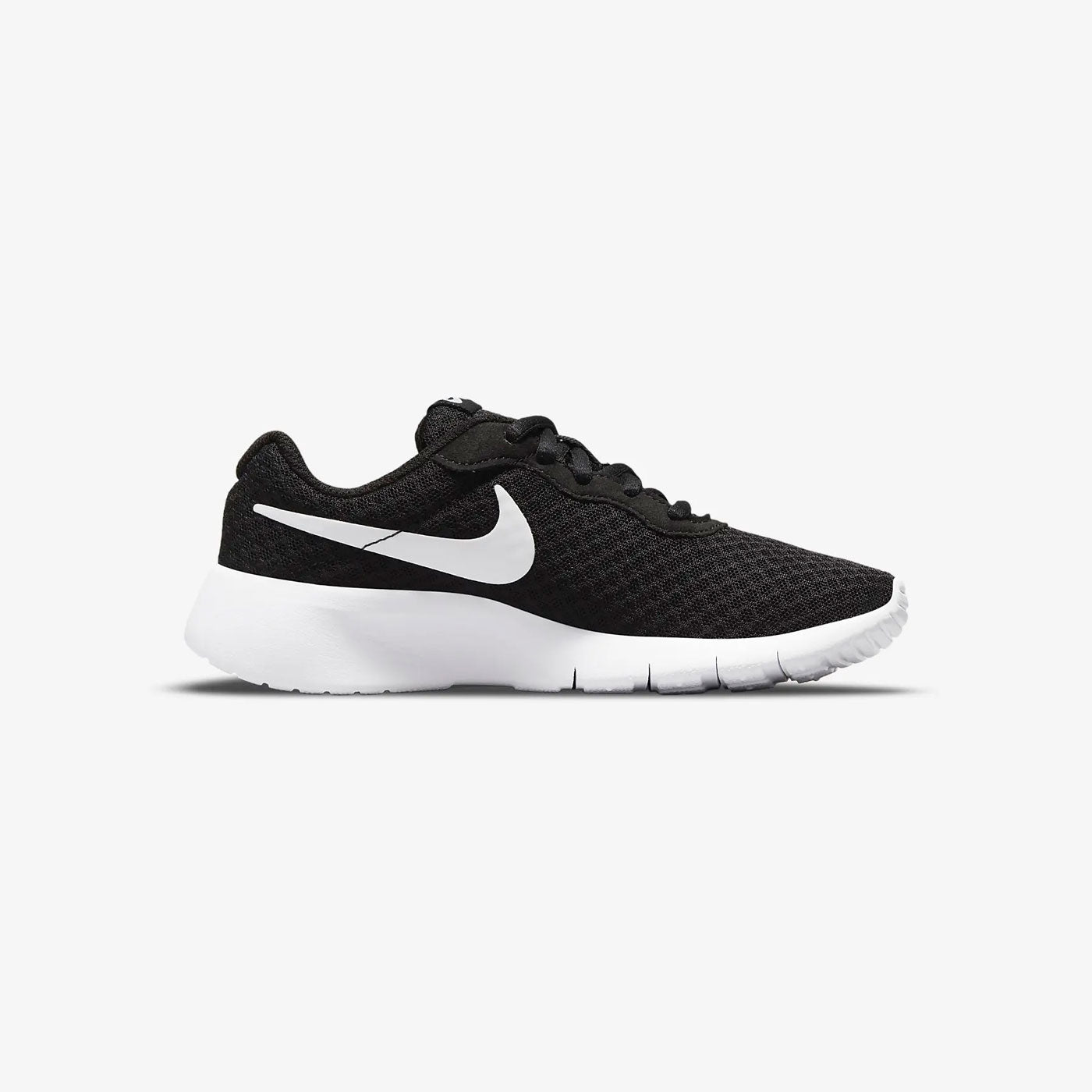 Nike tanjun black sneakers Clearance