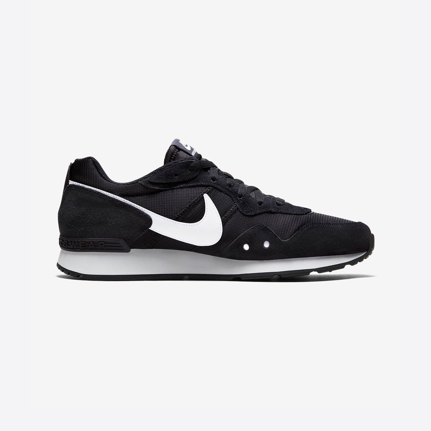 Nike internationalist 45.5 Clearance